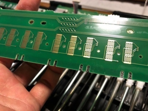 ヤマハ　CLP-575R クラビノーバ　(送料、設置込み)