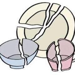 （有料回収）割れた陶磁器等を回収します。