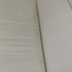 【 セミダブル 足付きマットレス 】値下げしましたの画像