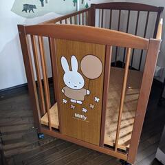 ミッフィーベビーベッド　120ｘ70の画像