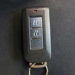 三菱　アウトランダーが入りました！！の画像