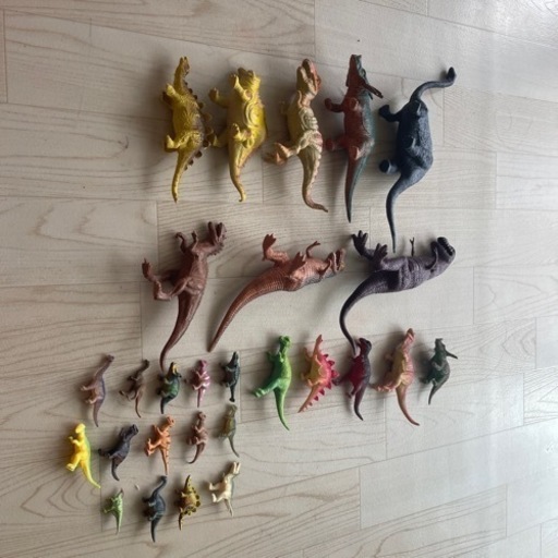 恐竜フィギュアセット