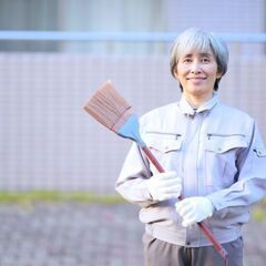 【中野区】マンション清掃スタッフ　／週4日程度　有休も気軽に使用可能☆　未経験者シニア活躍中！の画像