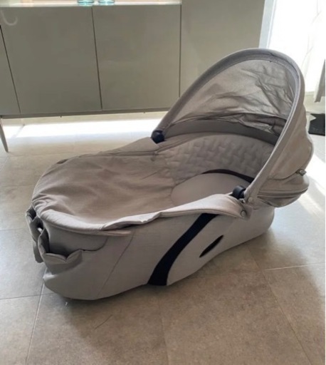 STOKKE キャリーコット エクスプローリー