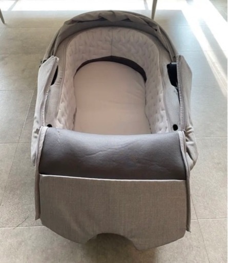 STOKKE キャリーコット エクスプローリー