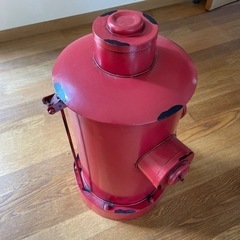 取り引き中　赤いゴミ箱