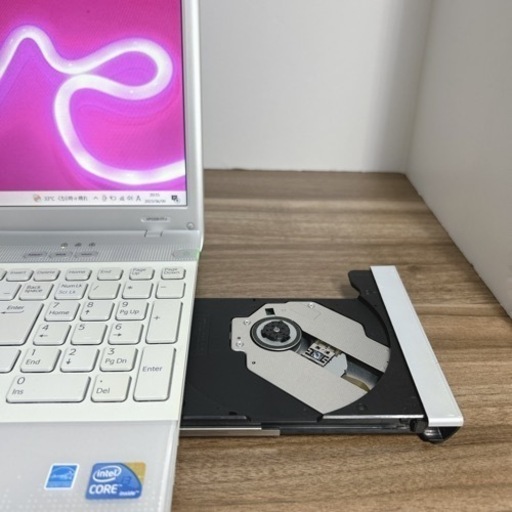 B53 VAIO【i3♡SSD♡カメラ】すぐ使えるPC