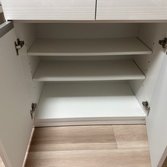 食器棚の画像