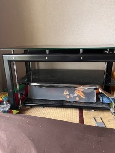 テレビ台　ガラス