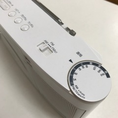 ☆値下げ☆ K2308-009 TOSHIBA CDラジオ TY-CDL5 2010年製 動作試聴確認済 キズ、汚れ有の画像