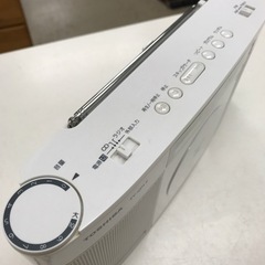 ☆値下げ☆ K2308-009 TOSHIBA CDラジオ TY-CDL5 2010年製 動作試聴確認済 キズ、汚れ有の画像