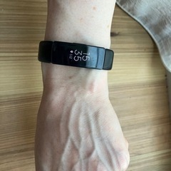 スマートウォッチ　Fitbit 