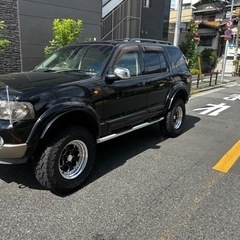 フォード　エクスプローラー　エディバウワー