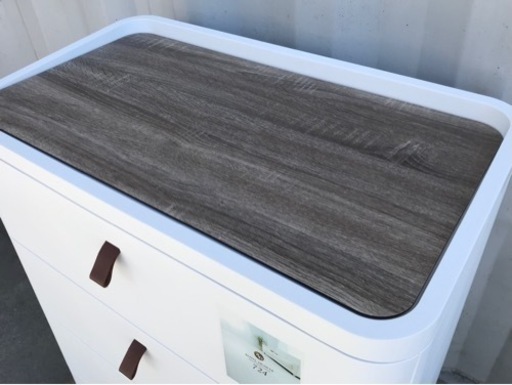 美品！日本製◇クラスのカタチ◇高品質4段チェスト◇ロイヤルドロアー◇天板リバーシブル◇RD-724WH◇K781★
