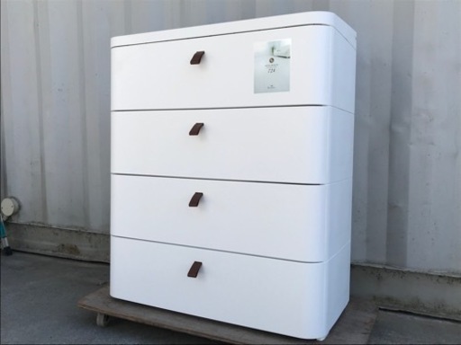 美品！日本製◇クラスのカタチ◇高品質4段チェスト◇ロイヤルドロアー◇天板リバーシブル◇RD-724WH◇K781★