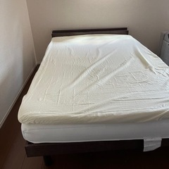 中古　セミダブルベッド&マットレス