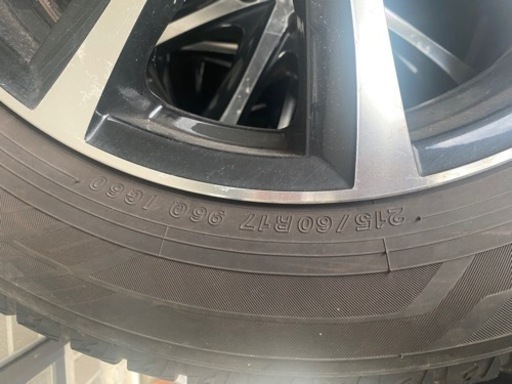スタッドレスタイヤ　アルミホイール付き　215/60R17