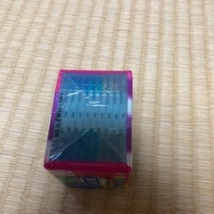 未使用の無線LANルーターHOMESPOTCUBEと録画用mdの画像