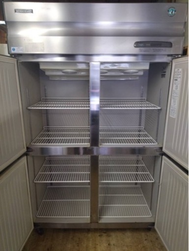 【動確済み】ホシザキ 業務用冷凍庫 HF-120SVT3 大容量 790L 3相 200V 大型冷凍庫 ストッカー 厨房機材 厨房機器 4ドア 縦型 大阪発