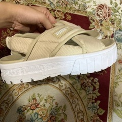 PUMA サンダルの画像