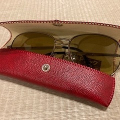 ガラスの本格派サングラス☆ケース付きの画像