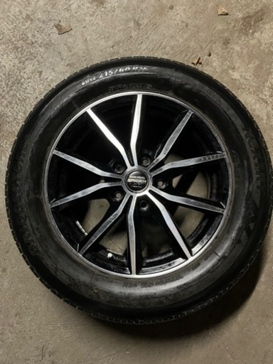 [最終値下げ]215/60/16タイヤホーイルセット売ります