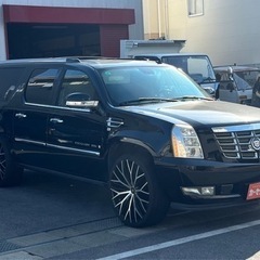 07エスカレードESVの画像