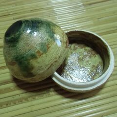 蓋付き 小物入れ 味のある焼き物 お譲りします。＊石川県＊美川より＊期間限定の画像
