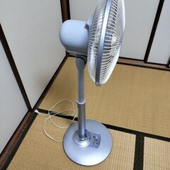 (再出品)マイナスイオン発生機能付き扇風機の画像
