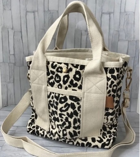 美品！2way ミニトートバッキャンバスバッグ 仕切り収納 レオパード