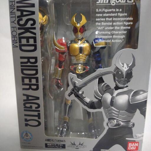 SHフィギアーツ仮面ライダーアギトトリニティフォーム