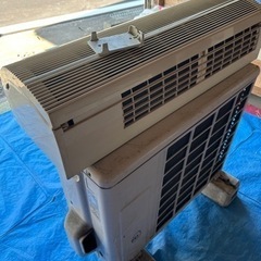 早い物勝ち‼️東芝 ルーム エアコン：RAS-2250ST 中古品の画像