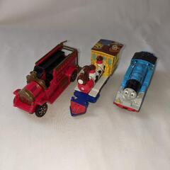 ミニカー　ディズニー　トーマス