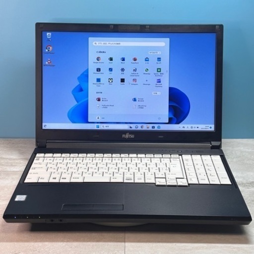 【お取引完了】2018年製 富士通 超人気シリーズ 高スペックモデル 第7世代 Core i5 15.6インチ HDディスプレイ メモ