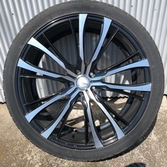 ‼️値下げしました‼️アルミホィール265/35R22.新品タイヤ1本付き