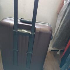 大型旅行スーツケース キャリーバッグの画像