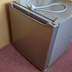 40L小型冷蔵庫 ハイアール JR-N40H 2020年製 直冷式