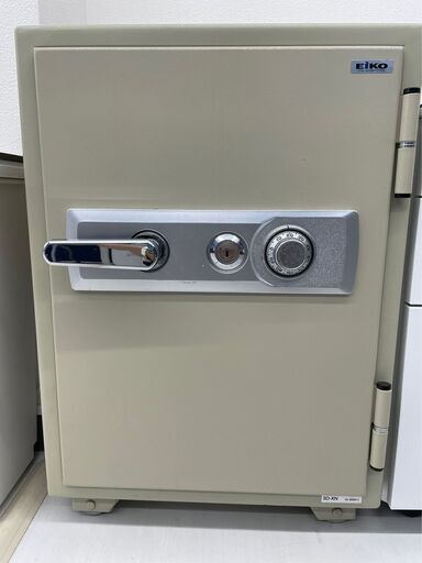 引き渡し予定済】EIKO小型耐火金庫ダイヤル式SD-XN (DAIKI) 逆井