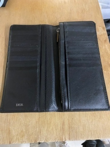 Dior バーティカルロングウォレット