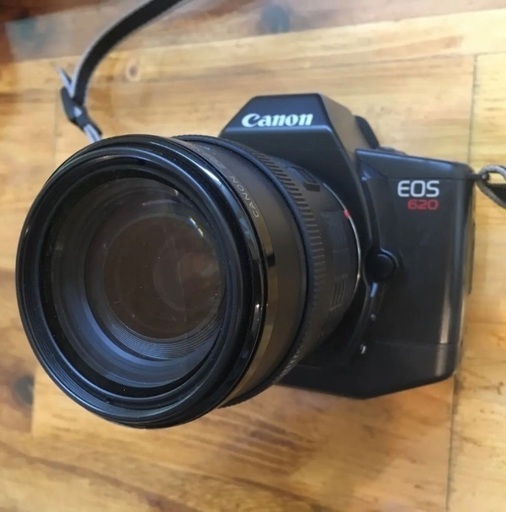 キャノン　一眼レフ　EOS620