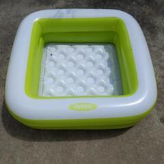 水遊び　プール