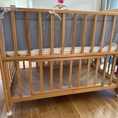 通常サイズ　ベビーベッド　マットレス　防水シーツ　ベッドガード　マットレスカバー　の画像