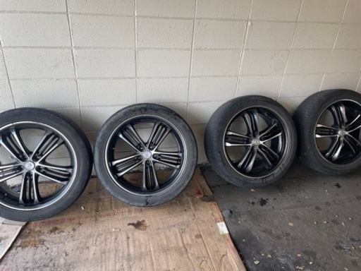 245 45 20 アルファード　ヴェルファイア ハリアーなど