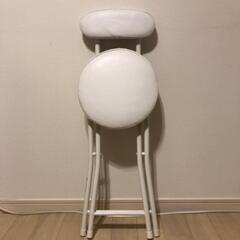 ニトリの折りたたみチェアの画像