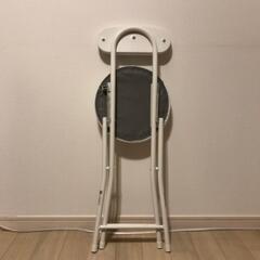 ニトリの折りたたみチェアの画像