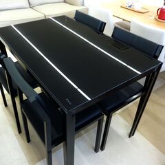 ガラス天板ダイニングセット ブラック イス4脚 リビング家具 生活家具 スタイリッシュ家具 札幌市清田区 ガラス天板ダイニングセット ブラック イス4脚 リビング家具