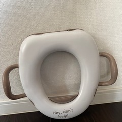 補助便座 スリーコインズ