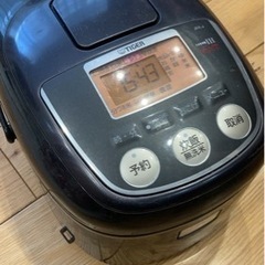 タイガー5.5合炊き炊飯器　型番　JKK-J 