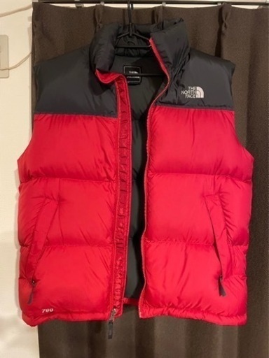 ザノースフェイス　　ベストダウン　ヌプシ