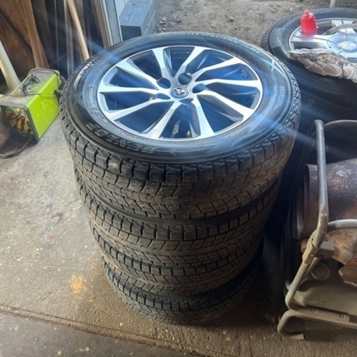 30アルファード純正ホイール